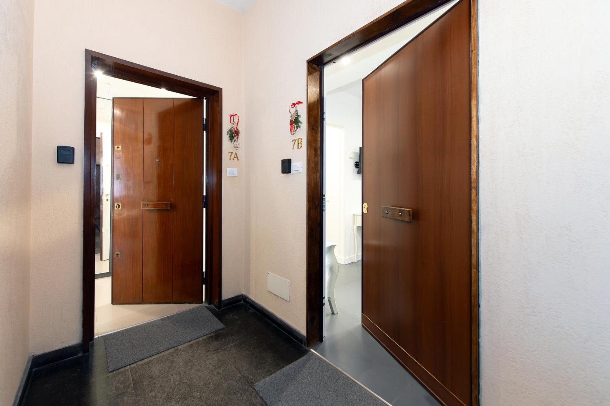 St. Peter Boutique Apt ローマ エクステリア 写真